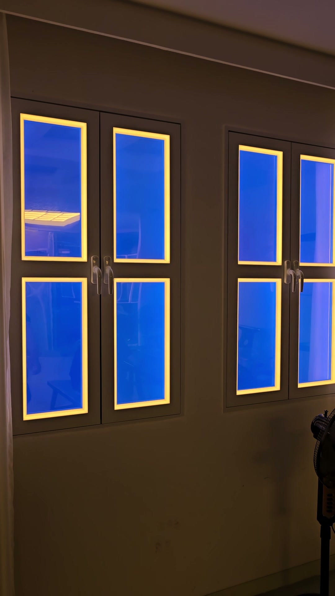 Blue Sky Window Light Effect cover